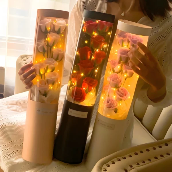Arreglo de rosas iluminado - Imagen 3