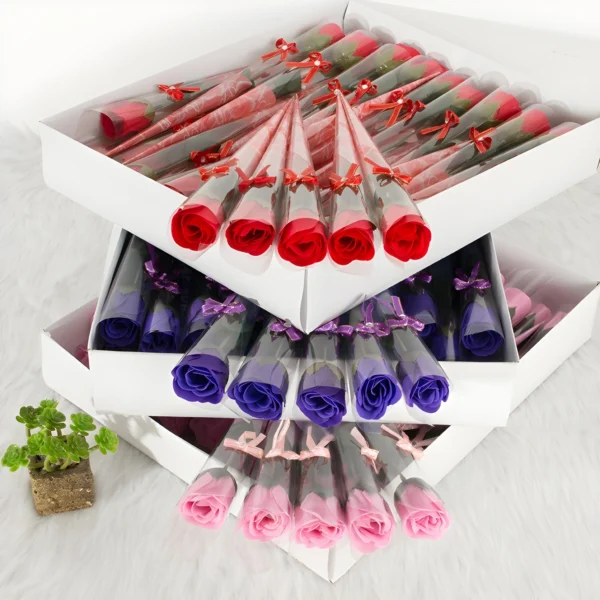 Arreglo de rosas colores variados - Imagen 4