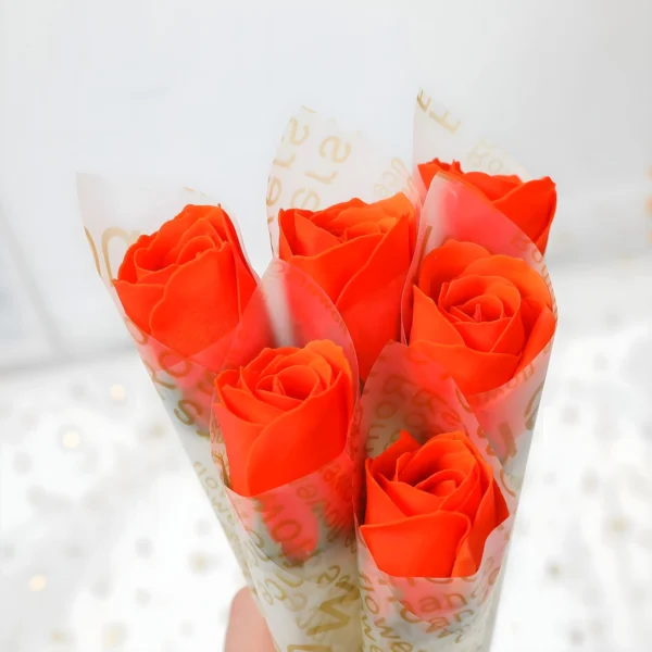 Arreglo de rosas colores varios - Imagen 2
