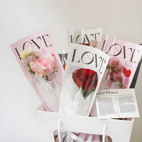 Arreglo de rosas diseños varios - Imagen 5