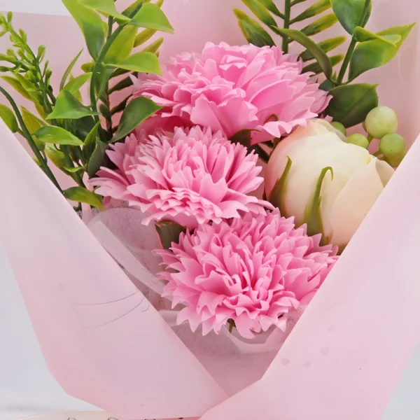 Ramo de rosas diseño elegante - Imagen 5